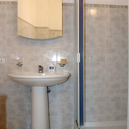 Gulliver فندق مبيت وإفطار 3*